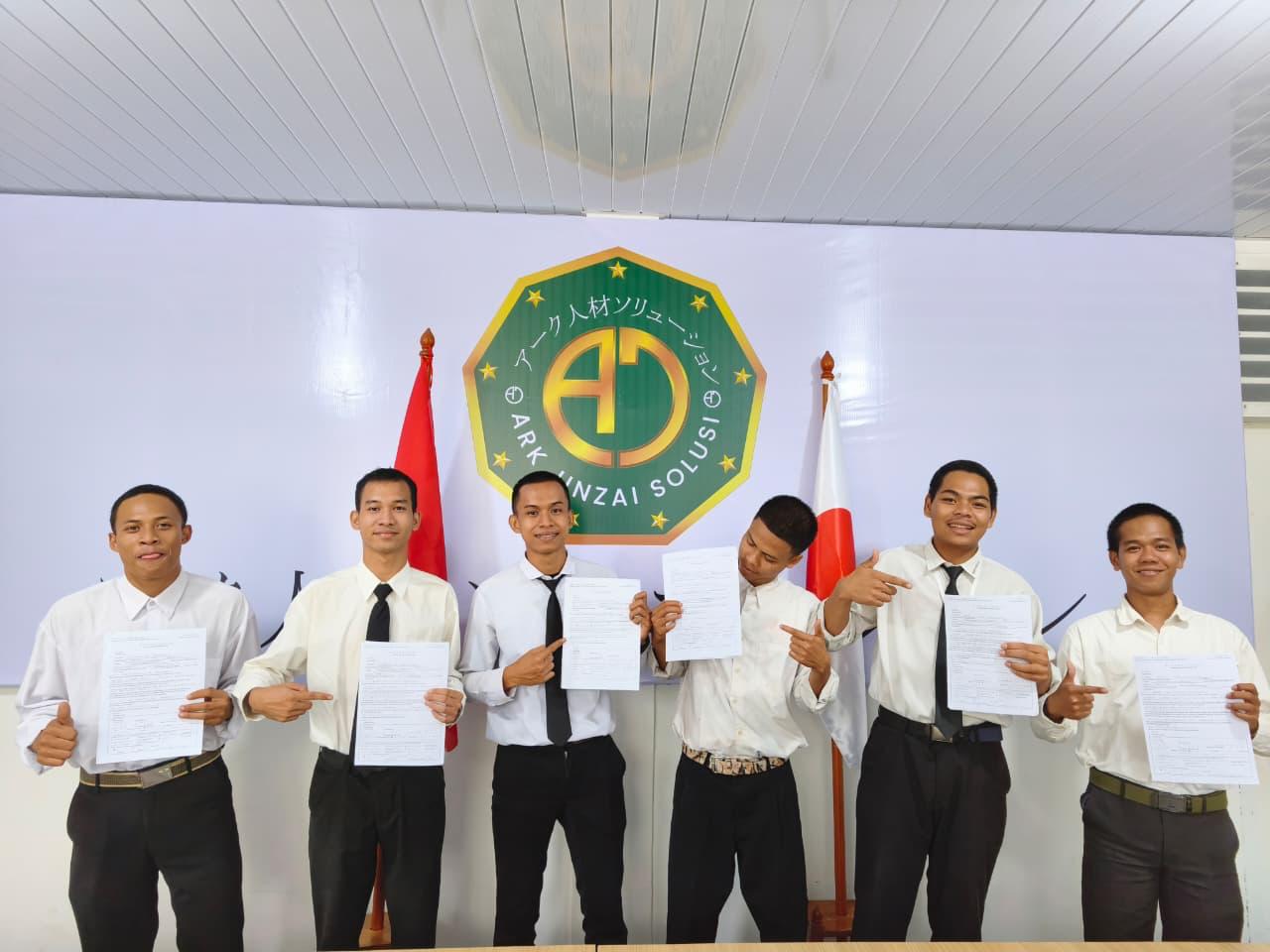 Pemaparan Sektor Kerja & Prefektur di Jepang